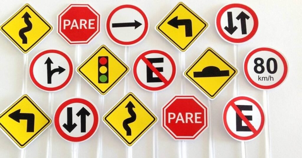 Sinalização de Trânsito: O que Cada Cor Significa?
